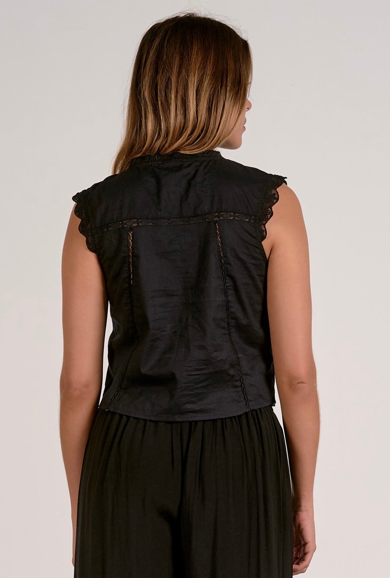 Sleeveless Tie Top-Black