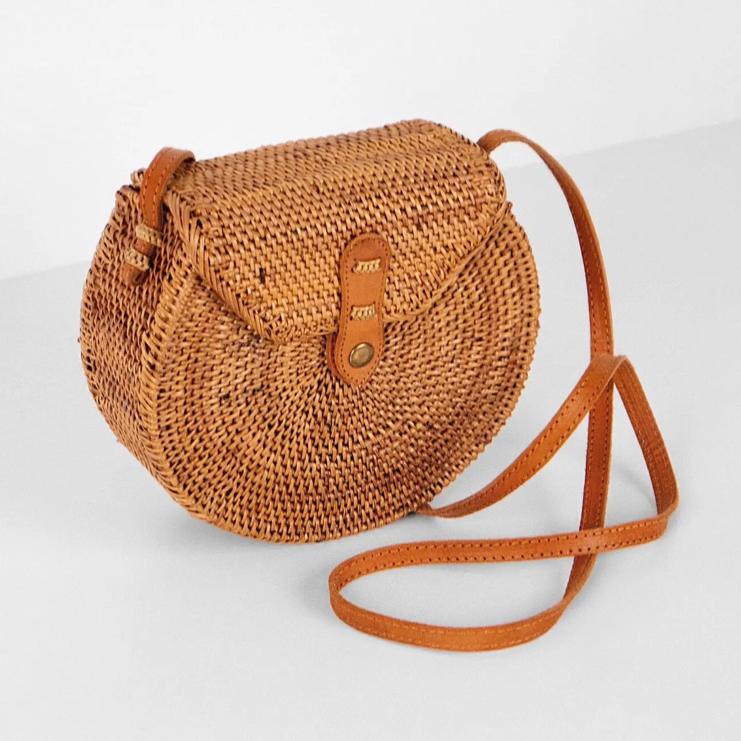 Rattan Water Drop Wallet Clutch Crossbody-Brown
