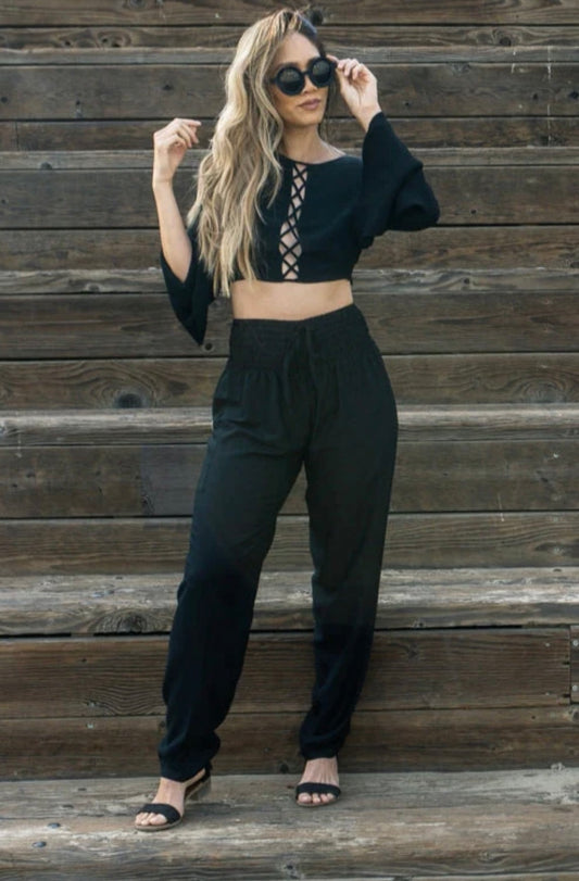 Petite Straight Leg Pants w/One Pocket--Black