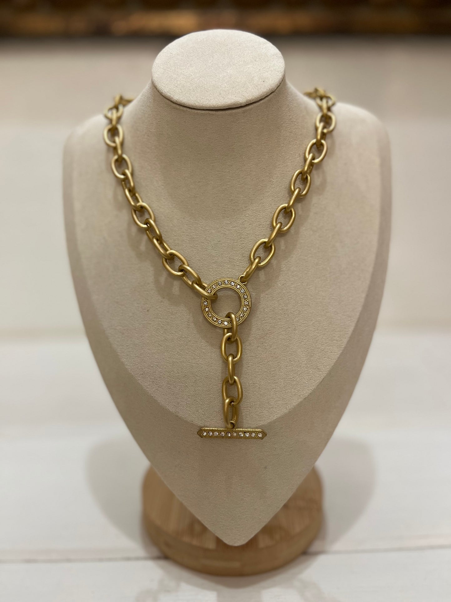 Gold Link Toggle Necklace
