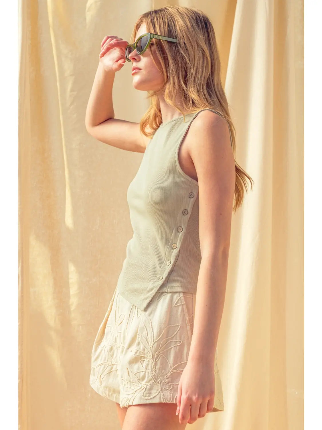Ribbed S/L Button Detail on Side Top-Sage