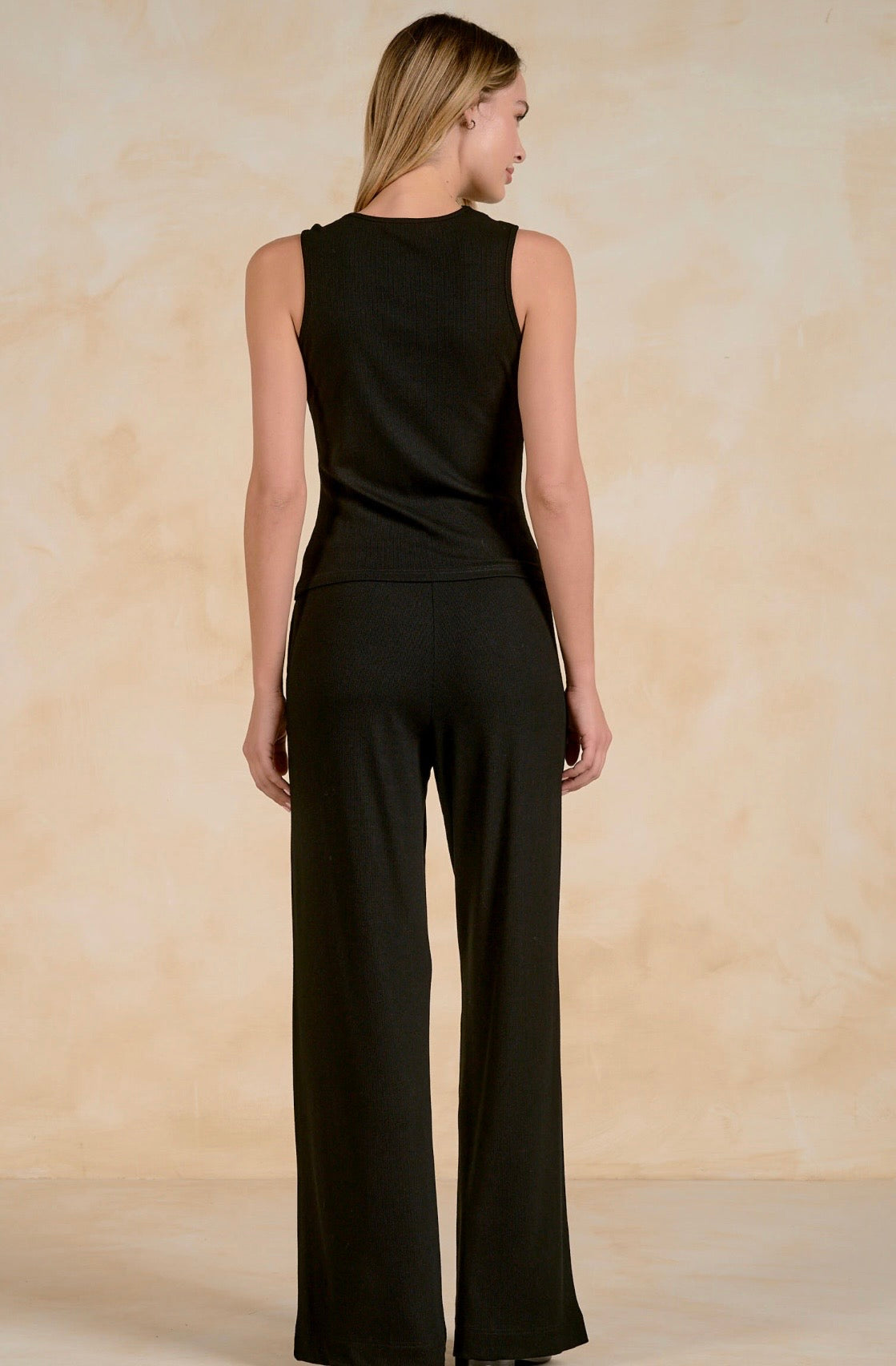 Twist Front Top-Black