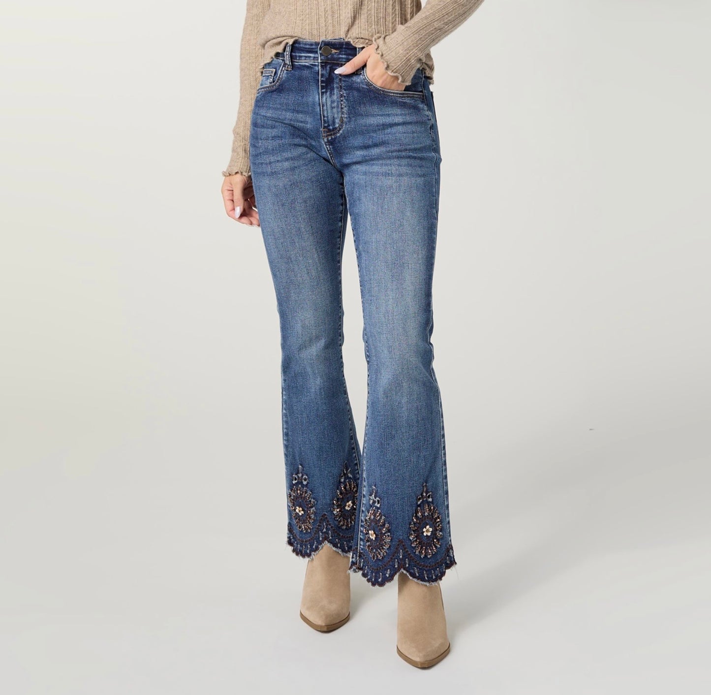 Everstretch Flare w/Beaded Scallop Hem Pants
