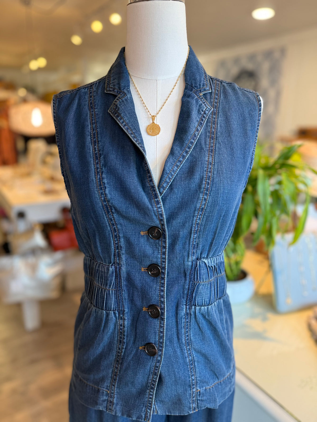 Vest w/Cinched Waist-Navy Wash