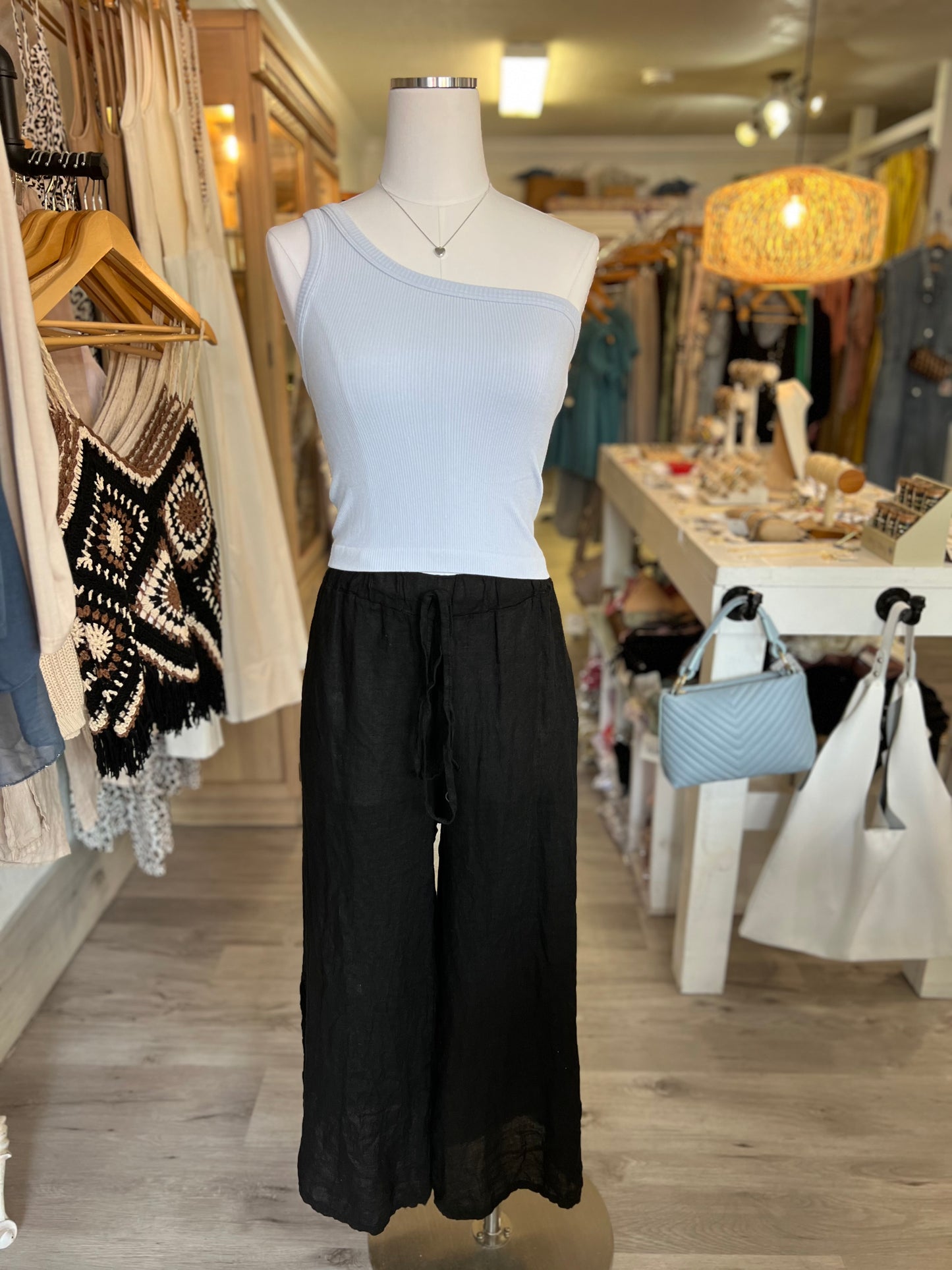 One Shoulder Tank Top-Creamy Blue