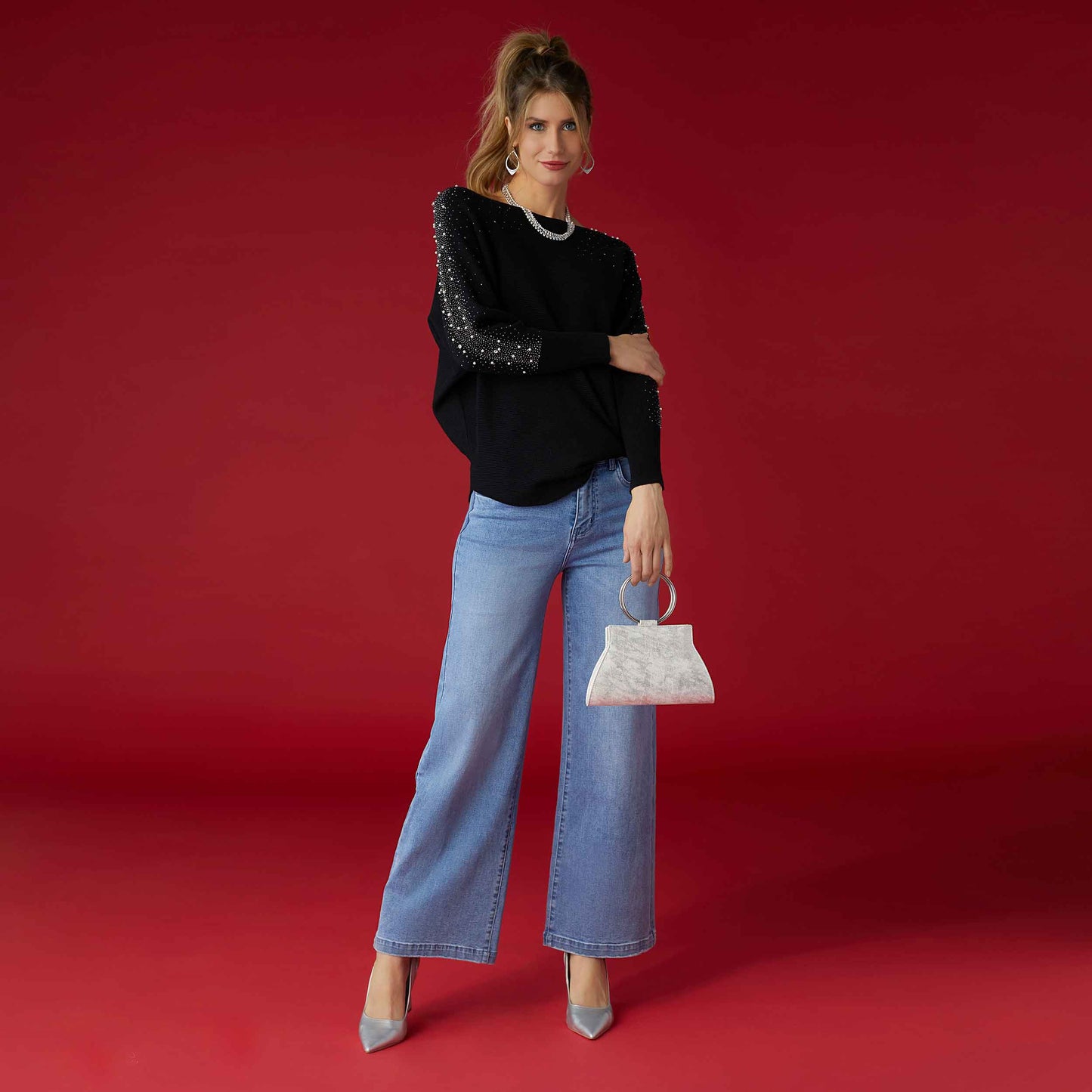 Lucy Shimmer Wristlet-Gold